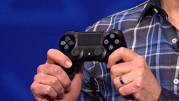 PlayStation 4 gebruikt de DualShock 4 controller