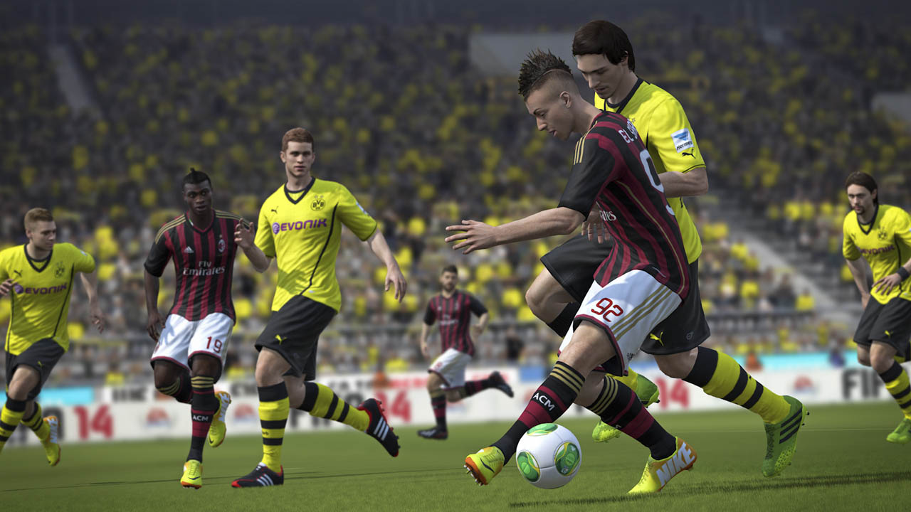 FIFA 14 Pure Shot and Real Ball Physics Feature trailer
