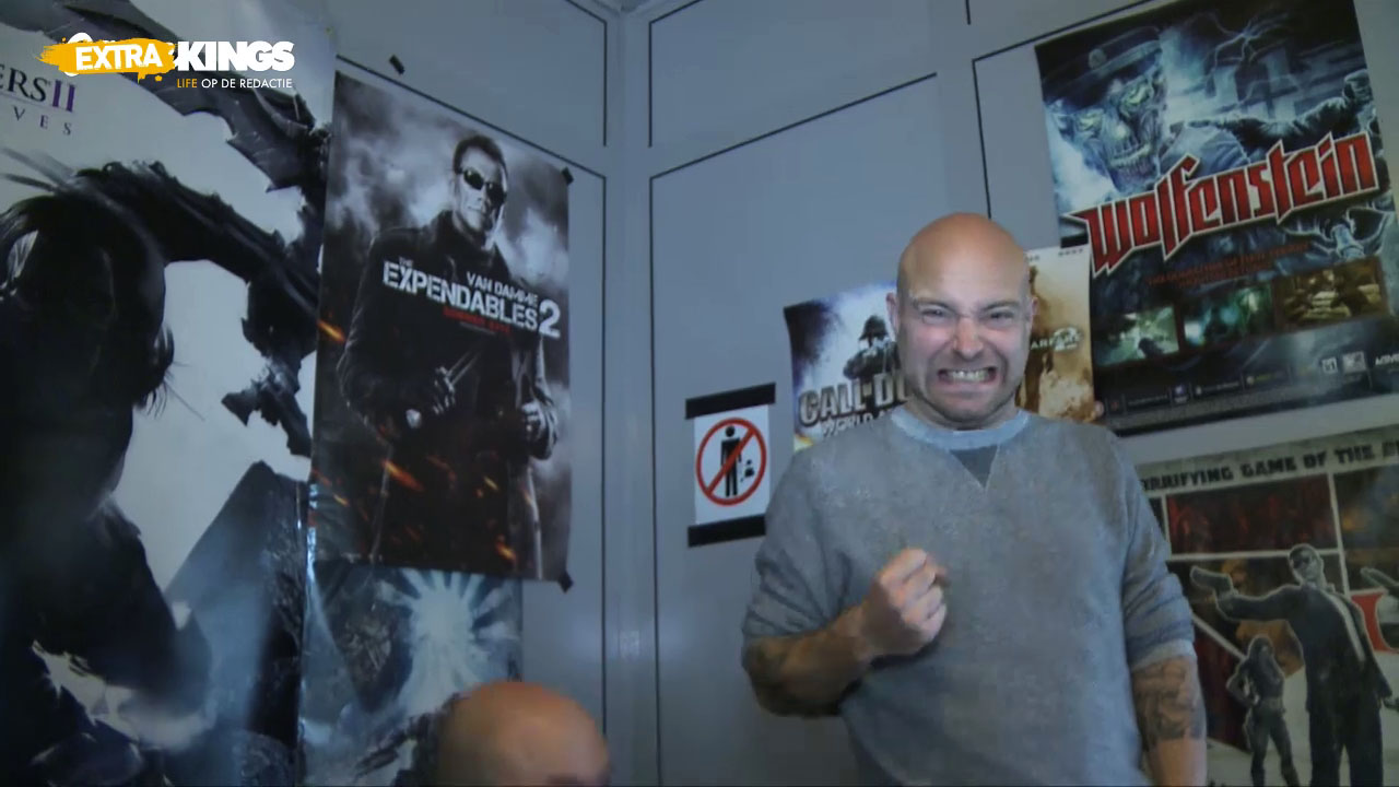 Gamekings Extra: Dennis sluit de PlayStation 4 aan op de Xbox One