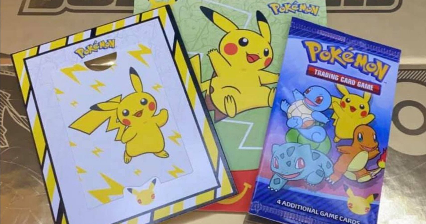 Glimlach Mark heelal Scalpers (en YouTubers) kopen massaal Pokémon kaarten McDonalds op