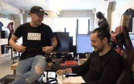 Gamekings Extra: Koos in OnePlus 6 swag en mysterieuze pakketjes
